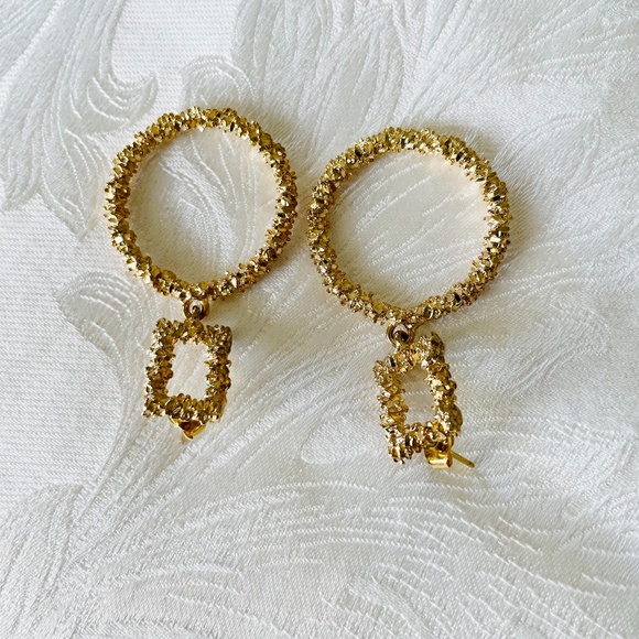 She is Boutique Jewelry - Gold trendy dangle earrings